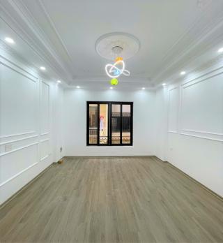 Bán nhà mới xây 5 tầng Thang máy phố Văn Cao Ba Đình 56m 19,5 tỷ