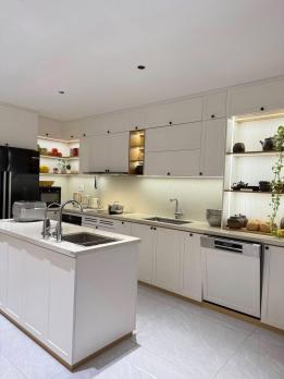 **Bán nhà HXH Âu Cơ, phường 9, quận Tân Bình (4x18) 5 tầng nhà đẹp