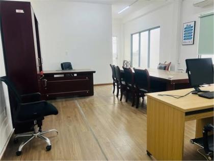 Nhà MT Đường Hồ Văn Tư Phường Hiệp Phú Cũ TP Thủ Đức.