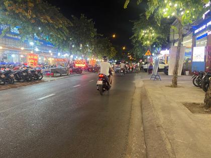 GIẢM SỐC 3,5 TỶ NHÀ MẶT TIỀN SONG HÀNH Q12 – 4 TẦNG CÓ THANG MÁY – CHỈ 11,5 TỶ.