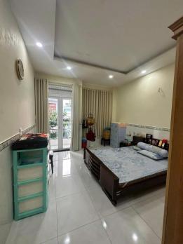 HẺM XE HƠI! Bán Nhà 4 Tầng Siêu Đẹp Huỳnh Văn Bánh, 45m2, Chỉ 7.2 Tỷ TL