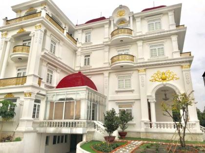 BIỆT PHỦ SIÊU KHỦNG 1.233M² – HẦM 5 TẦNG – SÂN VƯỜN GẦN 1.000M² – CHỈ 95 TỶ