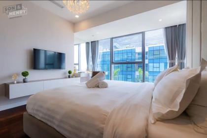 ???? GIỎ HÀNG CHO THUÊ VINCOM ĐỒNG KHỞI – QUẬN 1 ???? ĐẲNG CẤP SỐNG GIỮA TRUNG TÂM SÀI GÒN ???? Căn 1: ???? 160m² – 3PN – 2WC ????