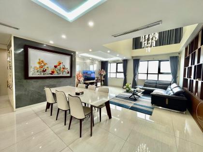 ????Căn Duplex tòa Golden Field Nguyễn Cơ Thạch 226m 4PN Nội thất đẳng cấp