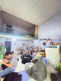 Bán nhà Cấp 4 - Hẻm 4m Văn Cao gần đường Hiền Vương, 4,5x13m, GPXD 5 tầng, 5,2 tỷ.