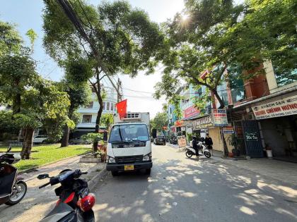 BIỆT THỰ MINI HẦM 3 LẦU – VIEW CV K82 – DÒNG TIỀN 25TR/THÁNG – CHỈ 12.5 TỶ