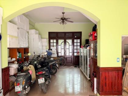 Bán Nhà P/Lô 3 Ô Tô Tránh 80m2-5T Mt10,5m Vỉa Hè 2MT 2 THOÁNG 28,7 Tỷ Hồng Tiến.