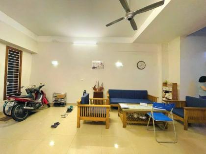 Bán Nhà Phố Trích Sài Tây Hồ 106m2-5T Mt5m 2 THOÁNG 2MT 27,5 Tỷ Trích Sài.