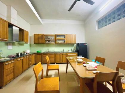 Bán Nhà Phố Trích Sài Tây Hồ 106m2-5T Mt5m 2 THOÁNG 2MT 27,5 Tỷ Trích Sài.