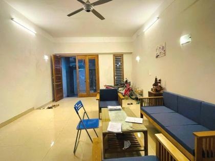 Bán Nhà Phố Trích Sài Tây Hồ 106m2-5T Mt5m 2 THOÁNG 2MT 27,5 Tỷ Trích Sài.