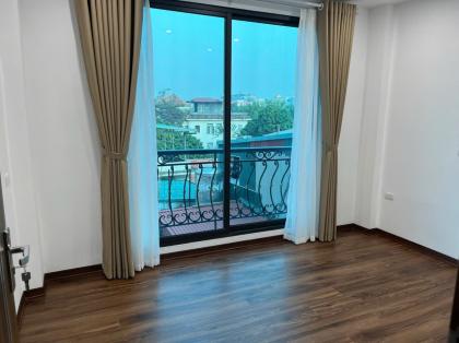 Bán nhà riêng phố Đội Ba Đình, Gần phố, Lô góc, 32m 6T, 11 tỷ 3