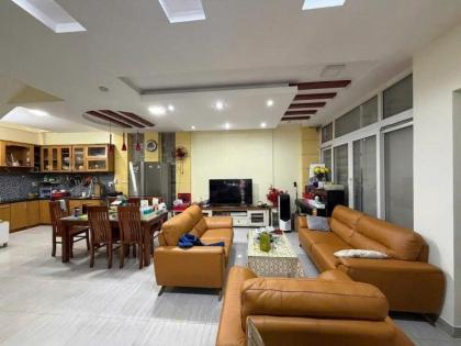 Bán nhà Hẻm 6m Cộng Hòa - thông ra Thăng Long, 4,4x11, nở L 9m, 3 Tầng - 4PN, 13,9 tỷ.