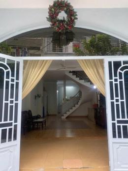 Bán nhà hẻm Ngô Bệ - giao Cộng Hòa, gần nhà ga T3, 5x18m, 2 tầng, Sổ A4, 1 đời chủ, 8,8 tỷ