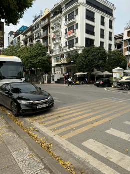 Bán Nhà Mặt Phố Lâm Hạ Bồ Đề Long Biên 260m2-7T-3MT VIEW Hồ 135 Tỷ Lâm Hạ.