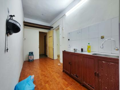 TẬP THỂ NGỌC KHÁNH, BA ĐÌNH, Ô TÔ ĐỖ CHÂN CẦU THANG, SÂN RỘNG, Ở LUÔN, 6 TRIỆU