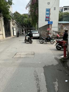 Bán Nhà Phố Đàm Quang Trung Long Biên 62m2-2T MT5m Giá Đầu Tư 12,2 Tỷ Đàm Quang Trung.